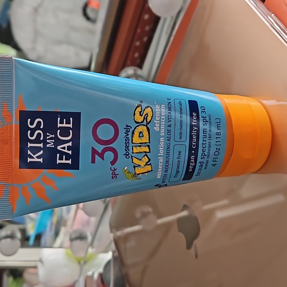 💋 KISS MY FACE SPF 30 SUNSCREEN KIDS